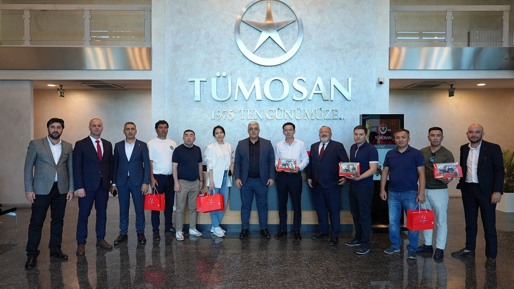 La DÉLÉGATION DU MINISTÈRE DE L'AGRICULTURE DU KAZAKHSTAN A VISITÉ L'USINE TÜMOSAN